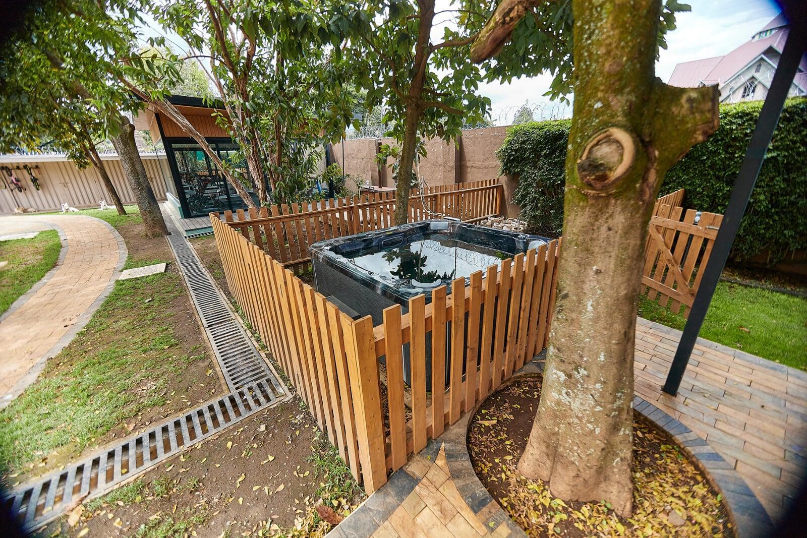 Jacuzzi