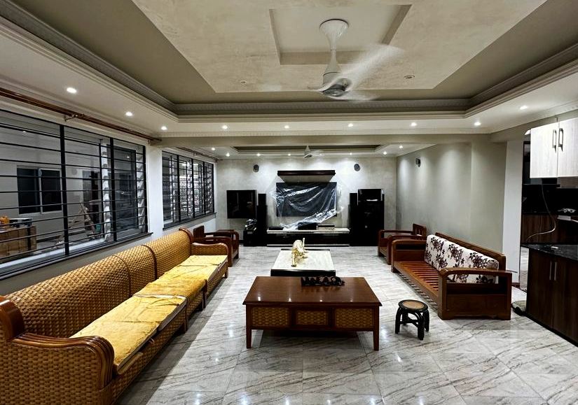 Six-bedroom penthouse living room with marble, gypsum and cabinetry, Migori